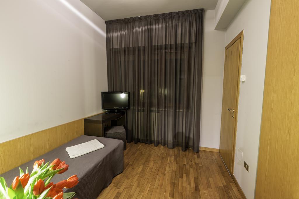 Capo Horn Hotel Boario Terme Exterior foto